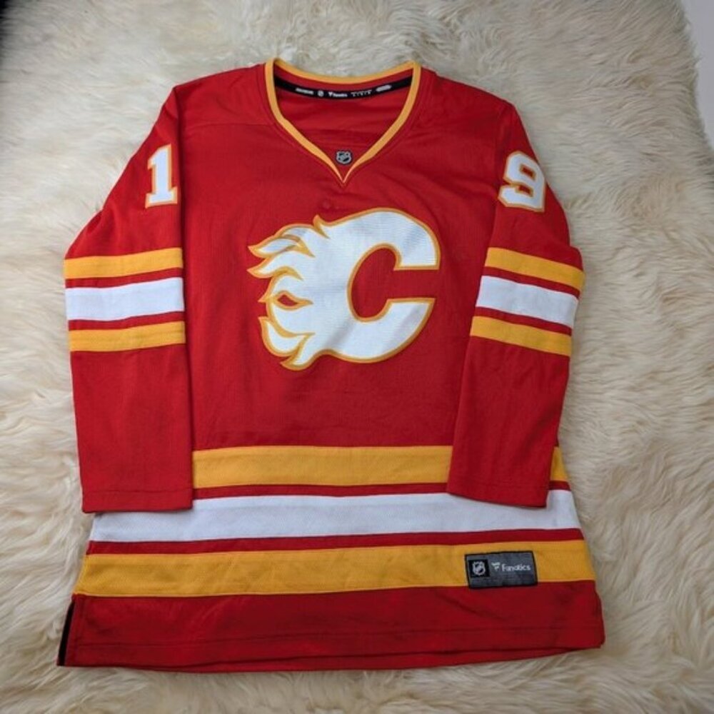 Calgary Flames Fanatics Retro Jersey #19 Tkachuk Women Size Large